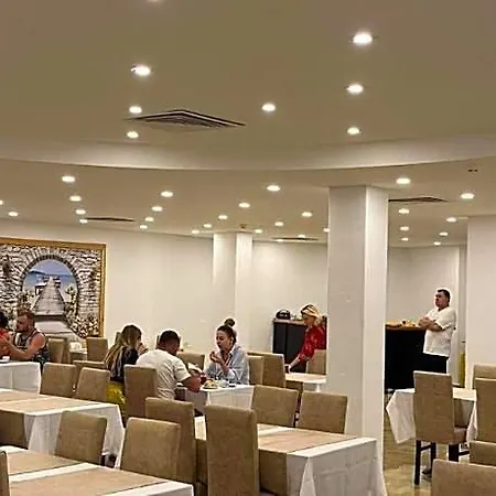 فندق مبيت وإفطار Felizya 4*